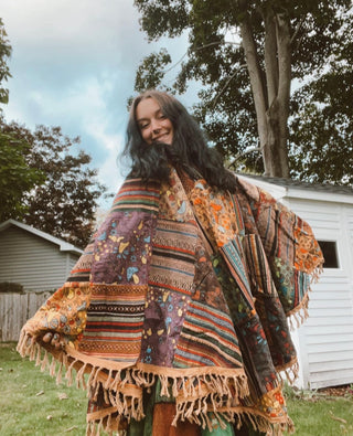 MUSHROOM PATCH PONCHO - RUST